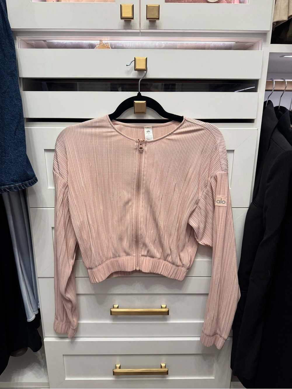 ALO Yoga Dusty Blush Ribbed Zip Cropped Bomber Jacket